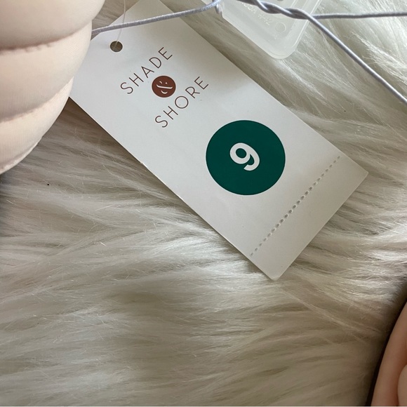 SHADE & SHORE NWT Blush Sandals - Picture 9 of 11